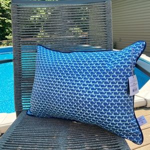 Vineyard Vines Outdoor Pillow